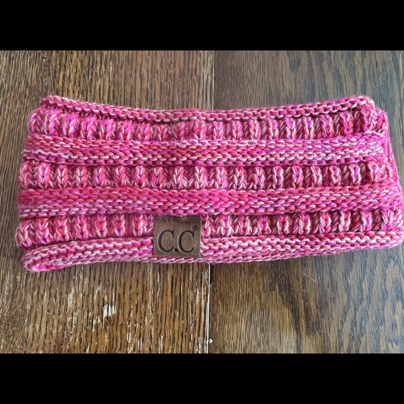 C.C Beanie Accessories - 2/$15  💗AUTHENTIC C.C BEANIE BRAND PONYTAIL HEADBAND❄️ RARE! COLOR DC’D!!!